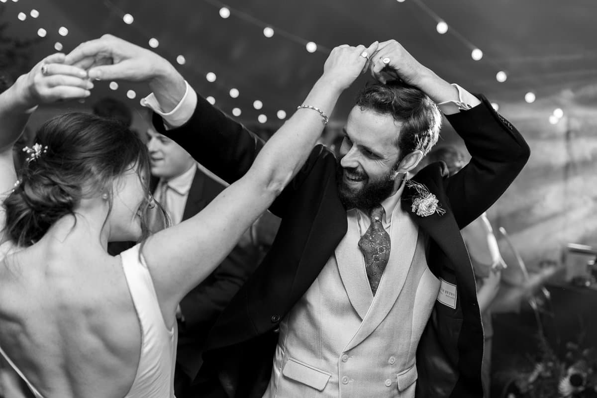 Wedding ceremony and daytime atmosphere with elegant production